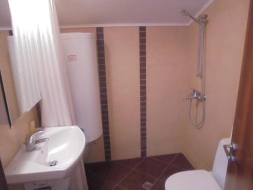Winslow Infinity Aparthotel - image 5