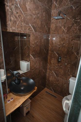 Hotel Konti - image 3