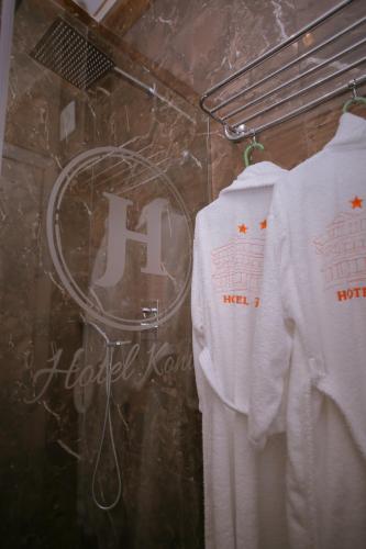 Hotel Konti - image 10