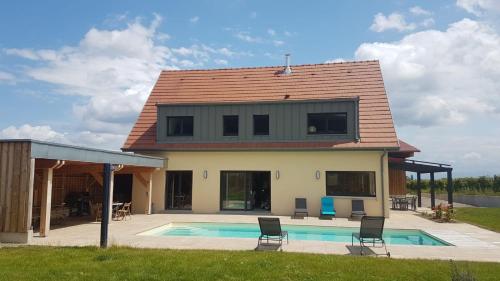 Superbe Maison Jacuzzi+Piscine au cœur des vignes - Location saisonnière - Pfaffenheim