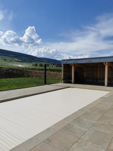 Superbe Maison Jacuzzi+Piscine au cœur des vignes