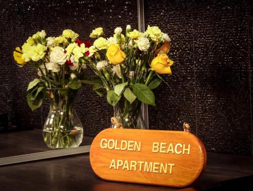 Golden Beach Apartment