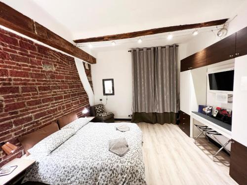 Garibaldi Apartment - image 13