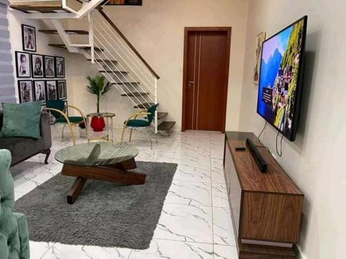 presh deals apartments Victoria island lagos 1004 second gate balarabe musa crescent