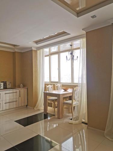 Manufactura luxury apartments II in Sumi