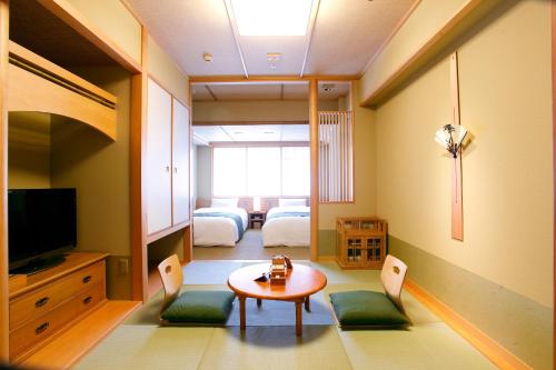 京都 嵐山温泉 花伝抄 - 共立リゾート -