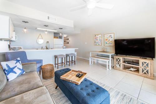 Gulf View 313 by RealJoy Vacations - image 11