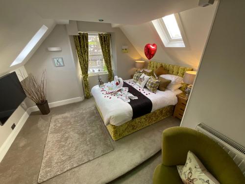 339944837 Windermere Boutique Hotel Spa Suites & Hot Tubs