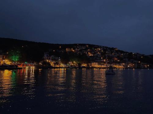 GRAND Boutique Studios, Afissos (zdjęcie 6)