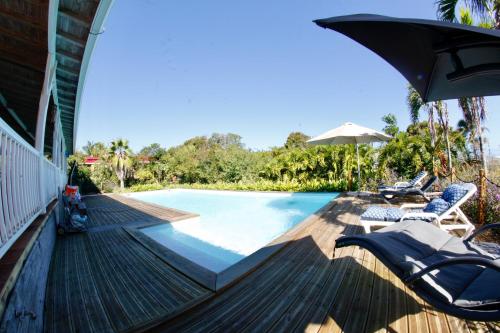 Swimming pool, Les Z’Alizes in Le Moule