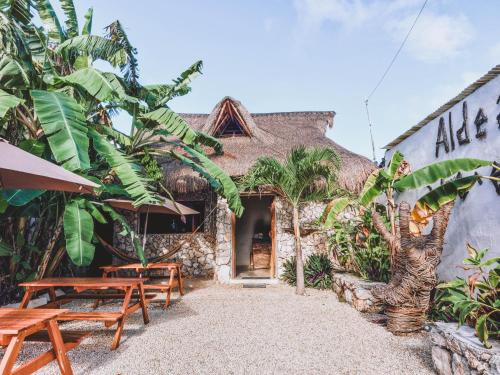 Aldea Che-Eek , con acceso a club de playa privado y desayuno incluido