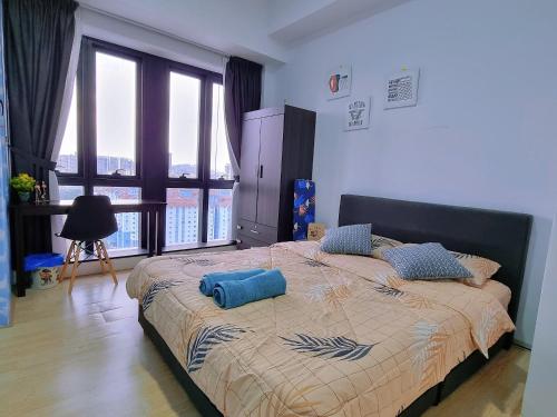 FREE Parking Revo Aurora I 2Bedroom l 5pax I Pavilion2, Kuala Lumpur