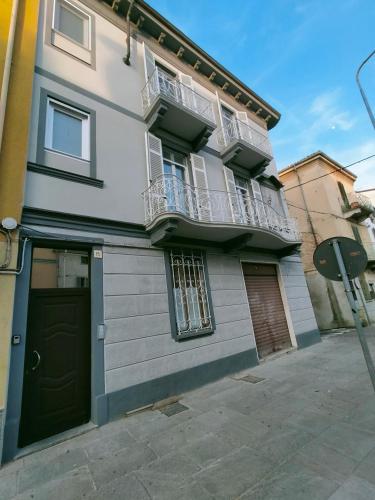 Palazzo Cavour 2