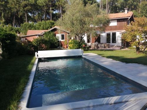 3 bedrooms, 3 beds