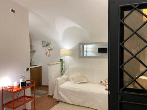 Lenu’s Apartment- private apartment- historical, Roma (foto 8)