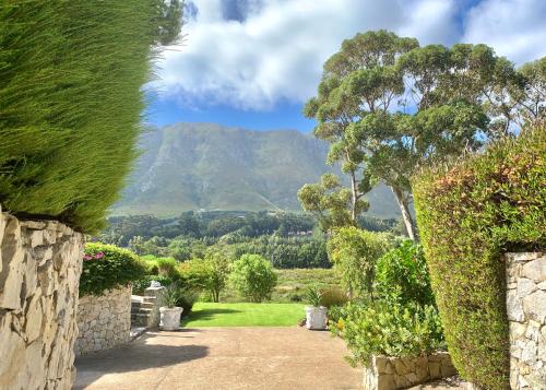 The Guardian Hermanus Luxury Self-Catering Hemel en Aarde Valley