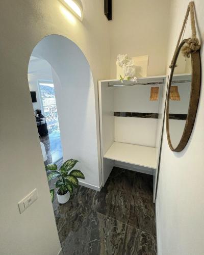 Suite with Sea View image 5