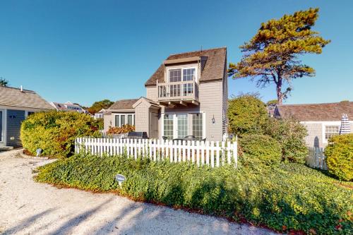 Max’s South Seas Hideaway