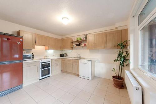 Spacious Two Double Bedroom Flat