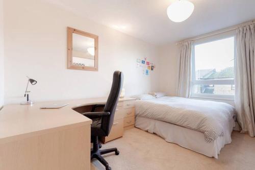 Spacious Two Double Bedroom Flat