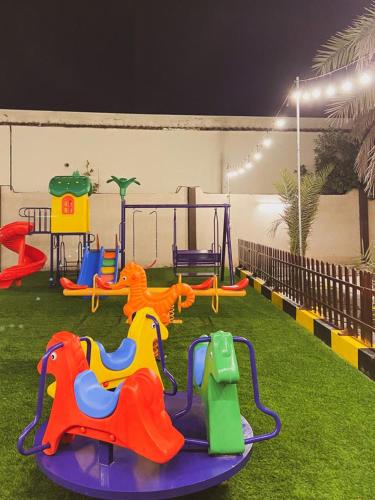 بيت العز السياحي Al-Ezz Tourist House in Al Multaqa