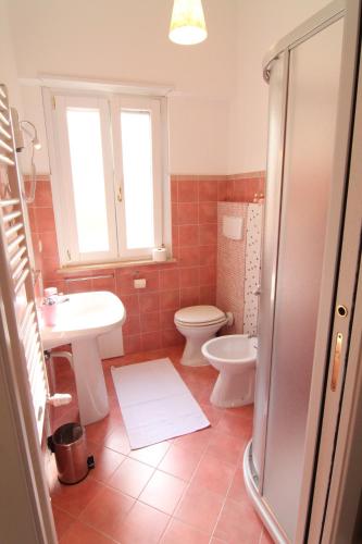 Double or Twin Room image 1