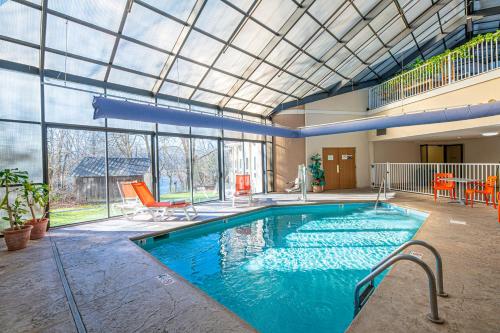 View, River Bend Inn - Pigeon Forge in Pigeon Forge (TN)