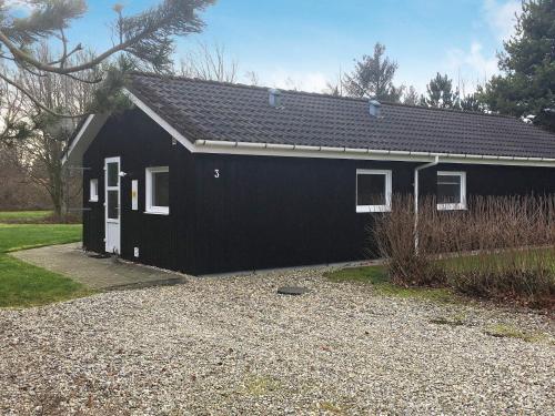  Three-Bedroom Holiday home in Oksbøl 13, Pension in Oksbøl