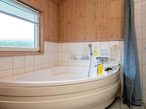  Three-Bedroom Holiday home in Oksbøl 13 in Oksbøl
