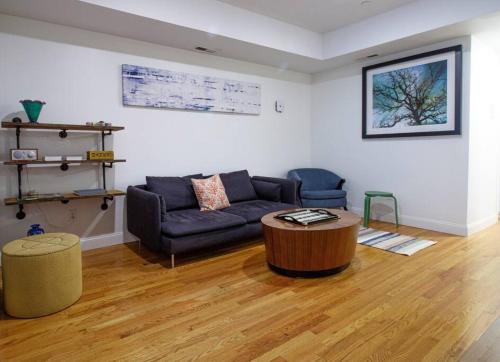 Sunny and Modern Style Private Room in Shared Apt