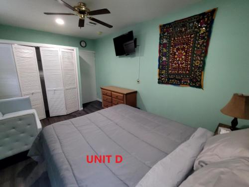 Comfortable, Affordable Oasis in Altamonte Springs for a Couple or Family