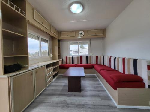  Mobil Home La Española in Albox