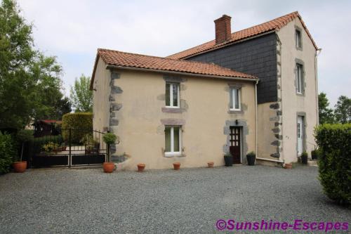 Chateau Cottage - Location saisonnière - Moncoutant-sur-Sèvre