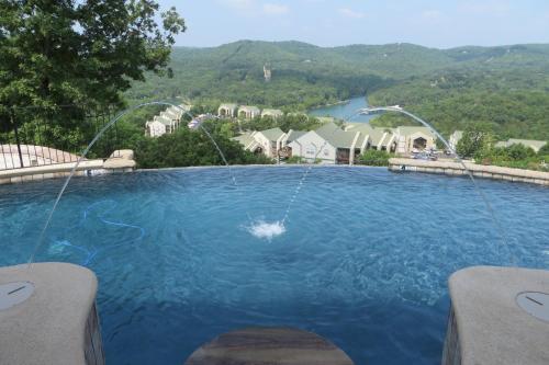 Cliffs Resort Table Rock Lake Branson (MO)