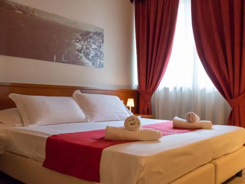 Hotel Venezia Park - ENJOY HOLIDAY in Colà di Lazise