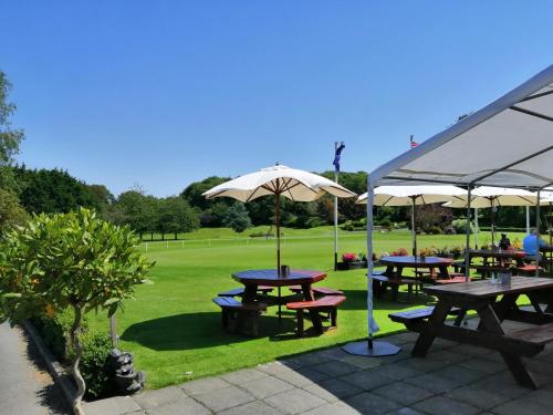 Restoran, Waterford Castle Hotel Lodges near Lapangan Terbang Waterford