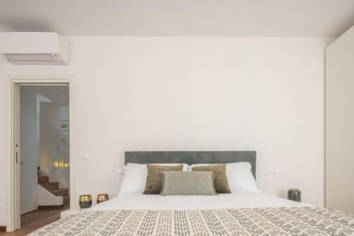 Two-Bedroom Apartment image 8