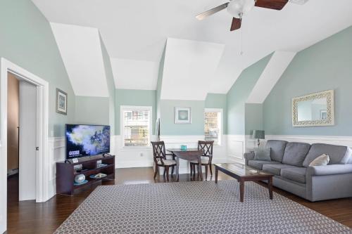 The Beacon Waterfront Inn - image 12