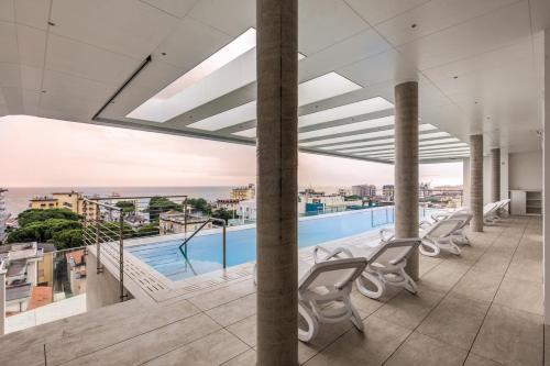 Suite with Balcony and Spa Bath