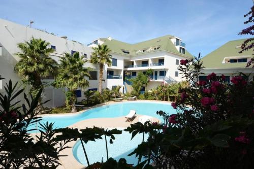 Penthouse with rooftopbar, Starlink WiFi, next to the beach!, Santa Maria (photo 4)