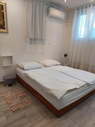 Studio Apartment CONTE Split - image 7