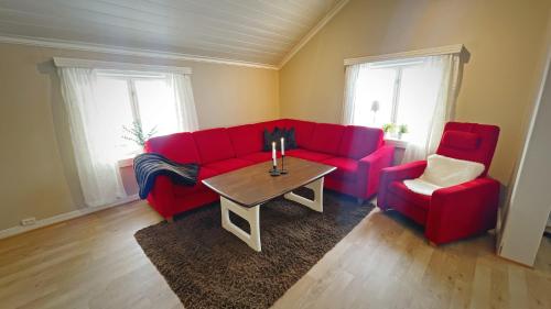 Finnegården Røros (Finnegarden Røros) in โรโรส