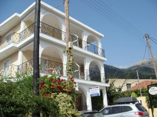 Captain Georgio Apartments
