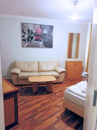 Puschkin Rooms, Berlin (photo 7)