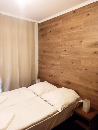 Deluxe Apartment image 9