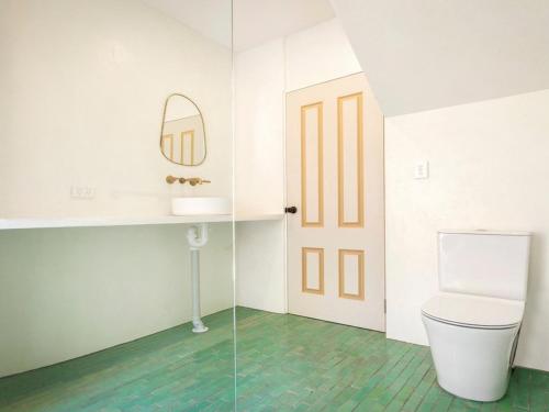 Three-Bedroom House image 10