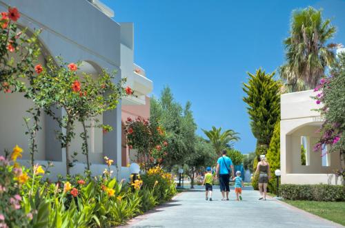 Kipriotis Village Resort - image 4