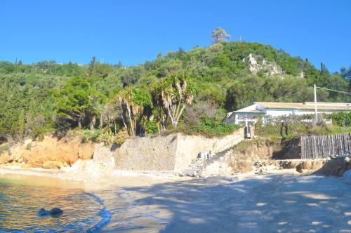 Beach Villa Ampelaki - Ampelaki Beach, Paleokastritsa, Corfu gîte à louer Ákra Taxiárchis