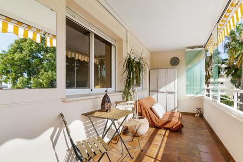 Balkon/Terrasse, Benalmadena with seasonal pool & parking near the beach in Arroyo de La Miel