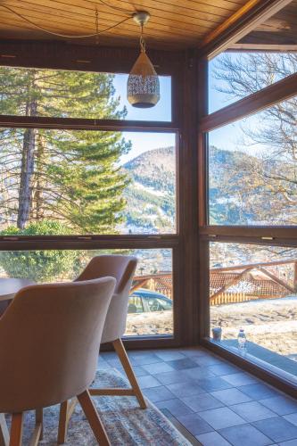 발코니/테라스, Adryades luxury apartments in 멧소보